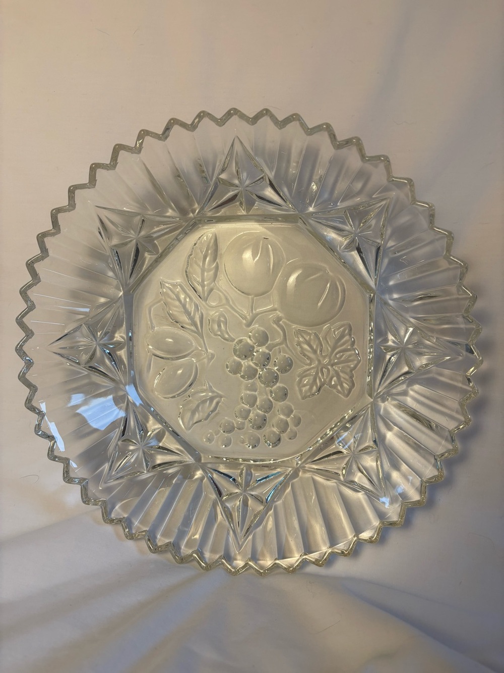 Vintage Clear Pressed Glass Fruit Serving Bowl Starburst 11” Decorative